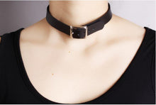 Load image into Gallery viewer, Pink Buckle Choker