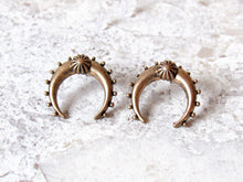 Load image into Gallery viewer, Antique Gold Crescent Moon Earrings