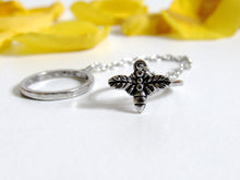 Load image into Gallery viewer, Double Bee Ring (antique silver)