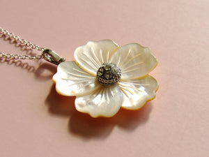 Mother of Pearl Floral Necklaces