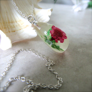 (On Sale!) Raspberry Real Flower Necklaces