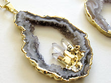 Load image into Gallery viewer, Quartz Geode Necklaces (Gold)
