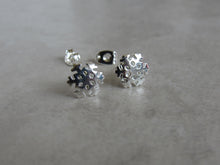 Load image into Gallery viewer, Silver Snowflake Earrings
