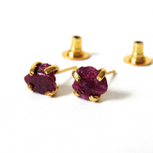 Load image into Gallery viewer, Raw Ruby Crystal Stud Earrings