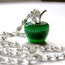 Load image into Gallery viewer, Green Apple  Necklace