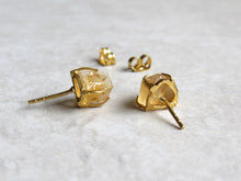 Load image into Gallery viewer, Raw Citrine Point Stud Earrings